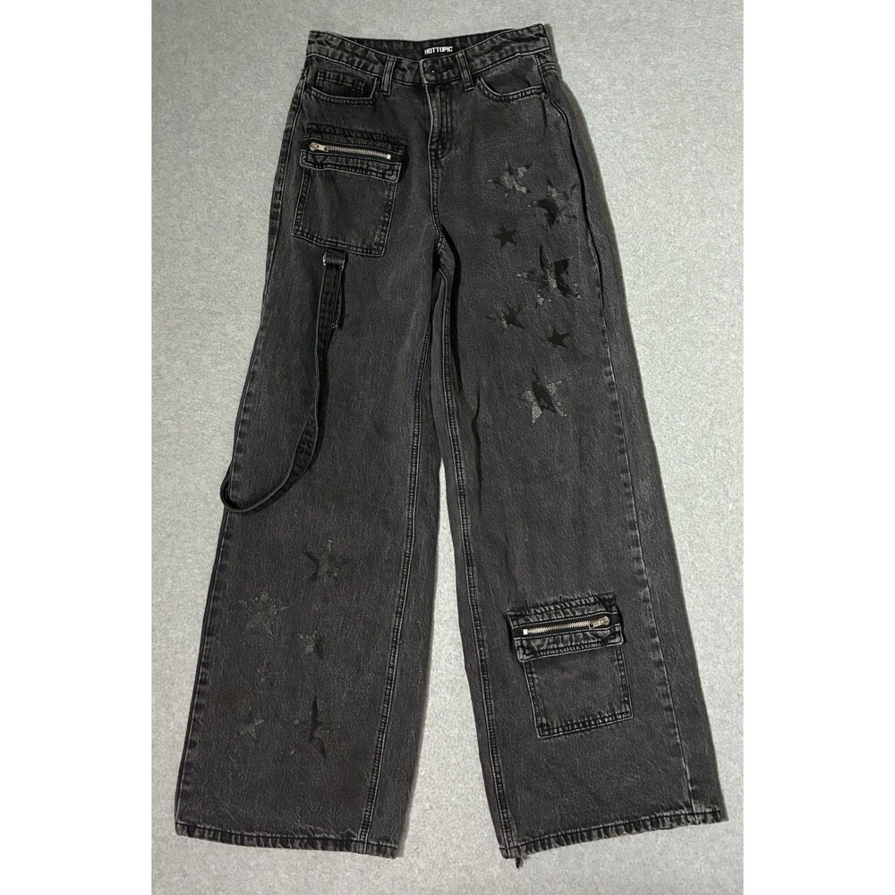 Hot Topic Grey Star Cargo Jeans Women’s Size 1 Wide Leg Zip Pockets Strap Y2K